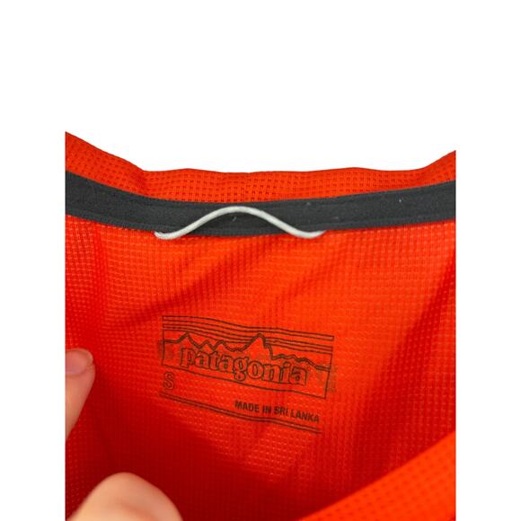 Patagonia Top Mens Small Windchaser Sleeveless Tank Navy Orange Mesh Running - Picture 5 of 8